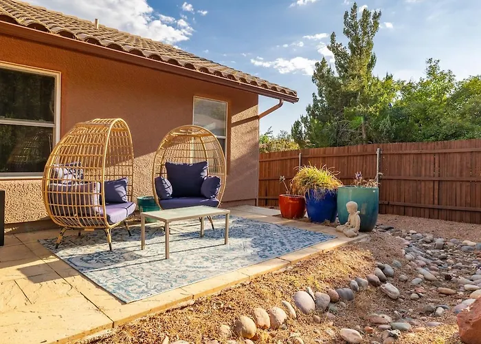 Holiday home New The Andante With Spectacular Backyard Oasis *