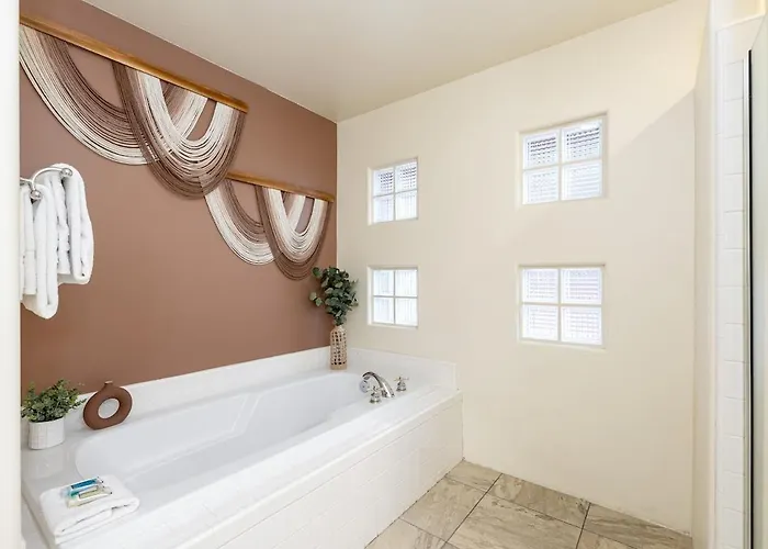 Holiday home New The Andante With Spectacular Backyard Oasis Sedona