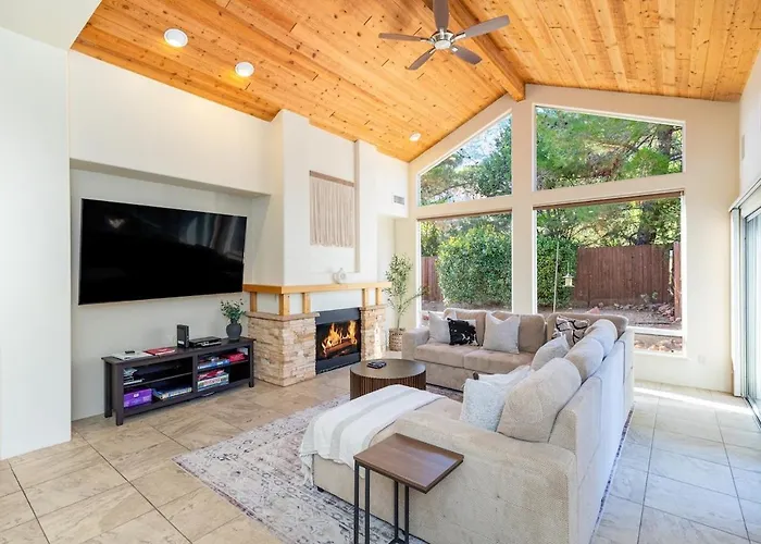 New The Andante With Spectacular Backyard Oasis Holiday home *