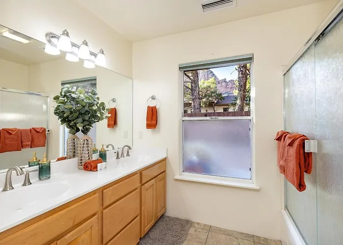 New The Andante With Spectacular Backyard Oasis Holiday home *