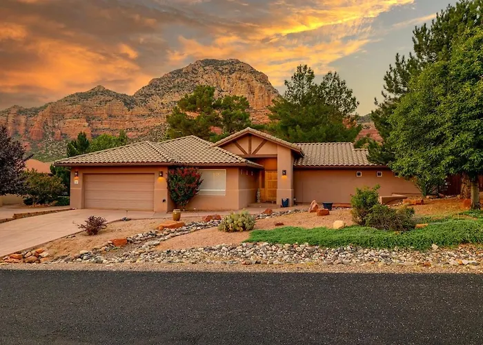 New The Andante With Spectacular Backyard Oasis Holiday home *